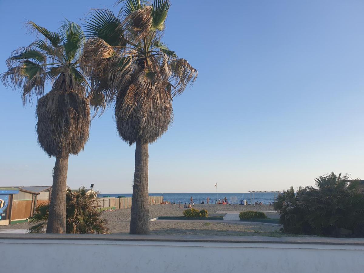 Апартаменти Trilocale Lido Di Roma Лідо-ді-Остія Екстер'єр фото